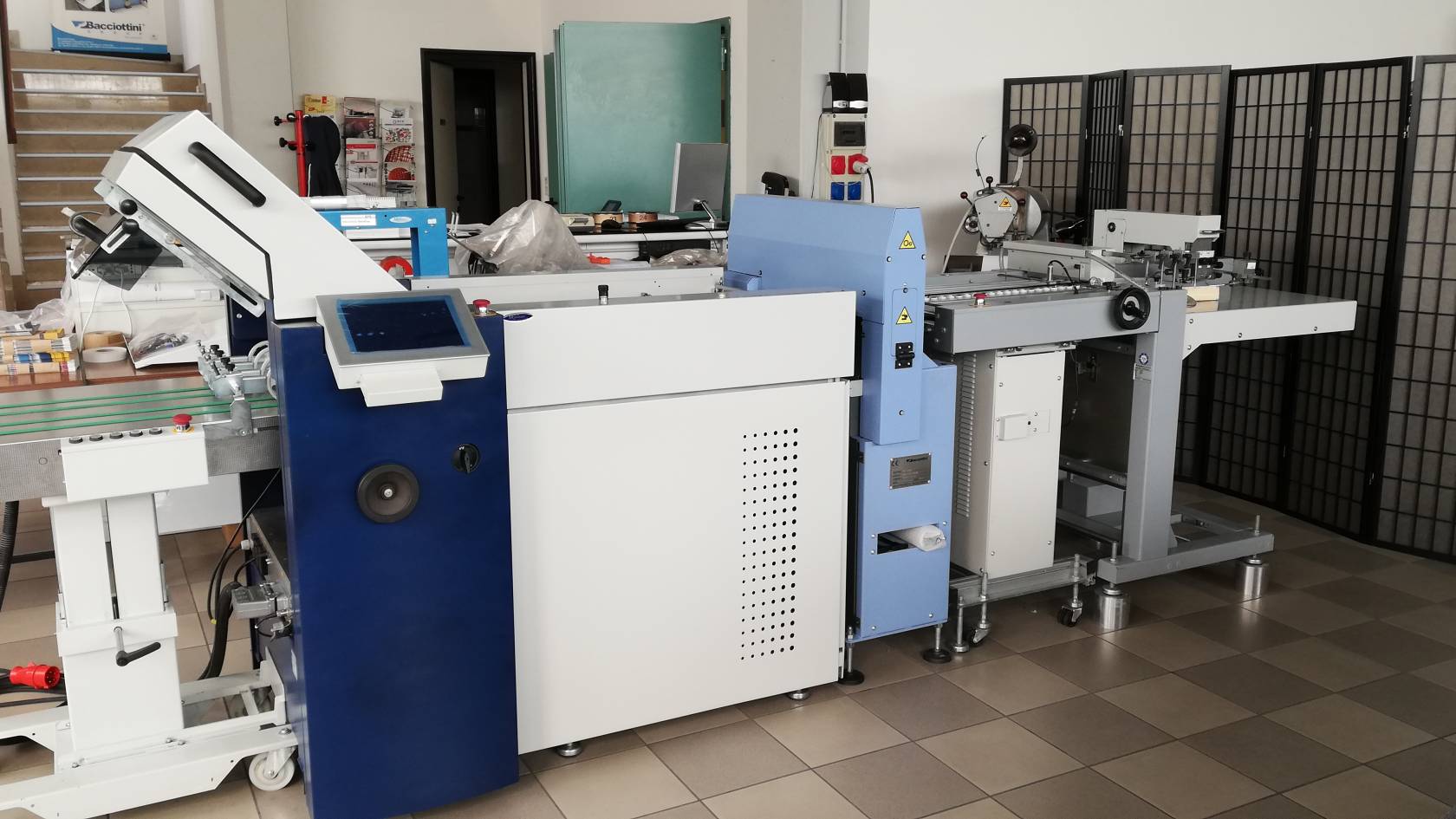 prodotto-usato-linea-piega-cordona-automatica-a-4-tasche-1-04-45.jpg